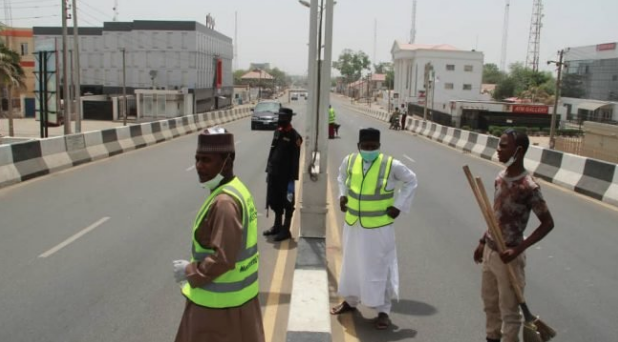 thecableng's tweet photo. FG lifts total lockdown on #Kano | TheCable https://t.co/s6Bpg0s9b2
#COVID19 #Kanolockdown https://t.co/aUD1X2gmYn