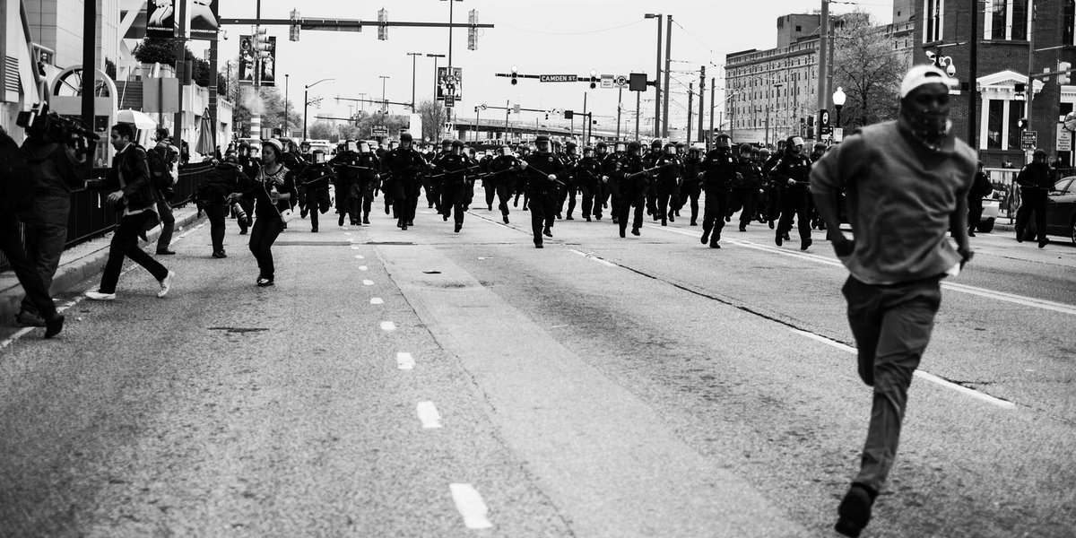 Join this special online gathering with <a href="/byDVNLLN/">Devin | Allen</a> Thu., 6/4, 5pm EST. This internationally-celebrated photographer &amp; Baltimore native shares his perspective from marches along North Ave, then &amp; now. Q&amp;A follows. The virtual event is free w/registration: bit.ly/2TZXGMc