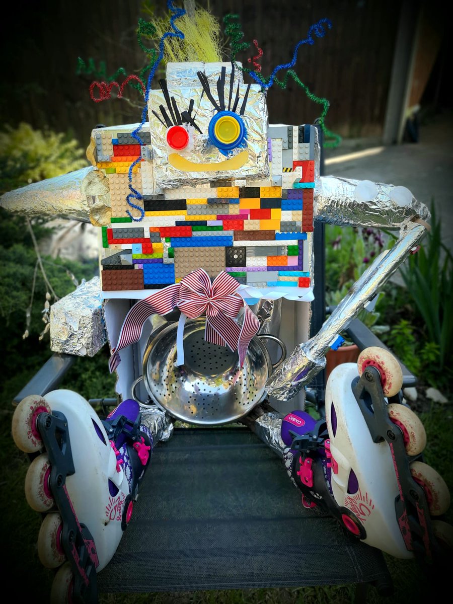 se9containergallery tweet media