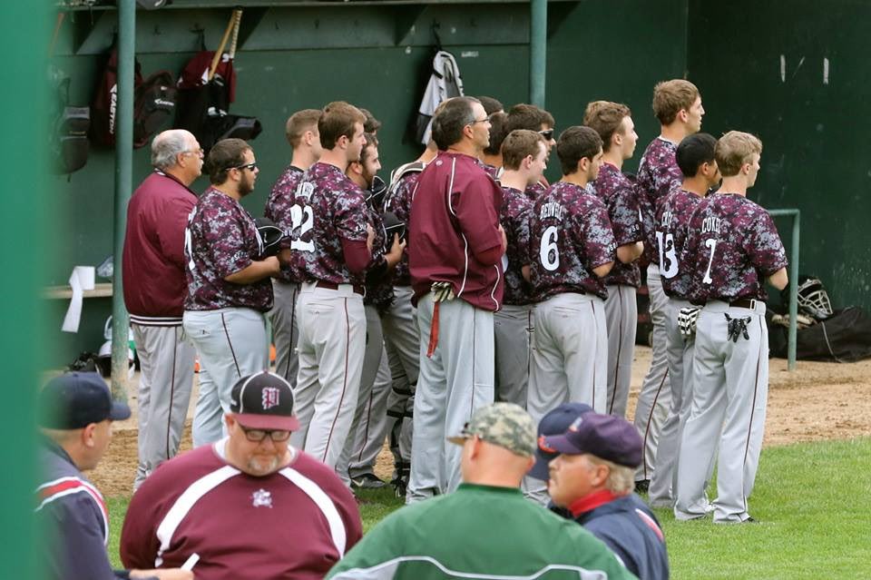 delby_2405's tweet photo. 5 years ago today!!! #squad @Mitch_Janssen7 @ITouch70Poo @DownBrett @zach_simmons21 @zharrison4 @Coach_Crose @AustinBrodine @mikey_sheets7 @CokelLuke https://t.co/d8fELL91Gj