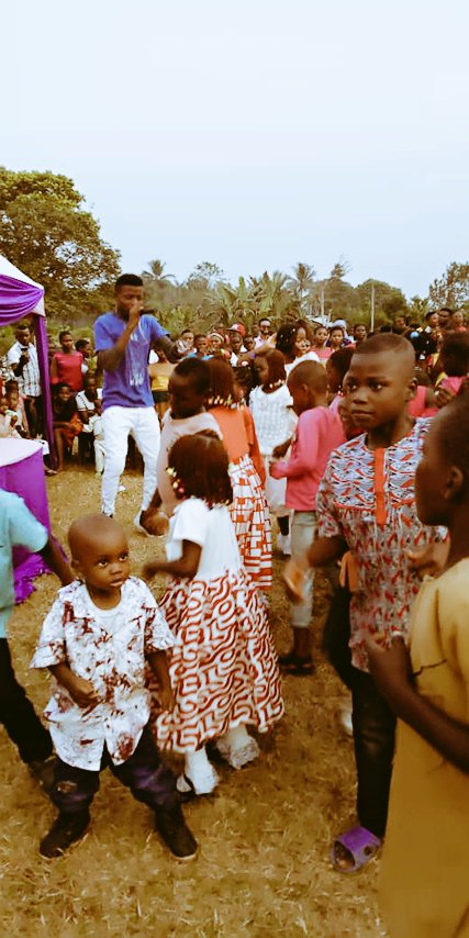 SomvikV's tweet photo. Children Christmas fiesta2019 #SomvikVibes https://t.co/C6tegguvng