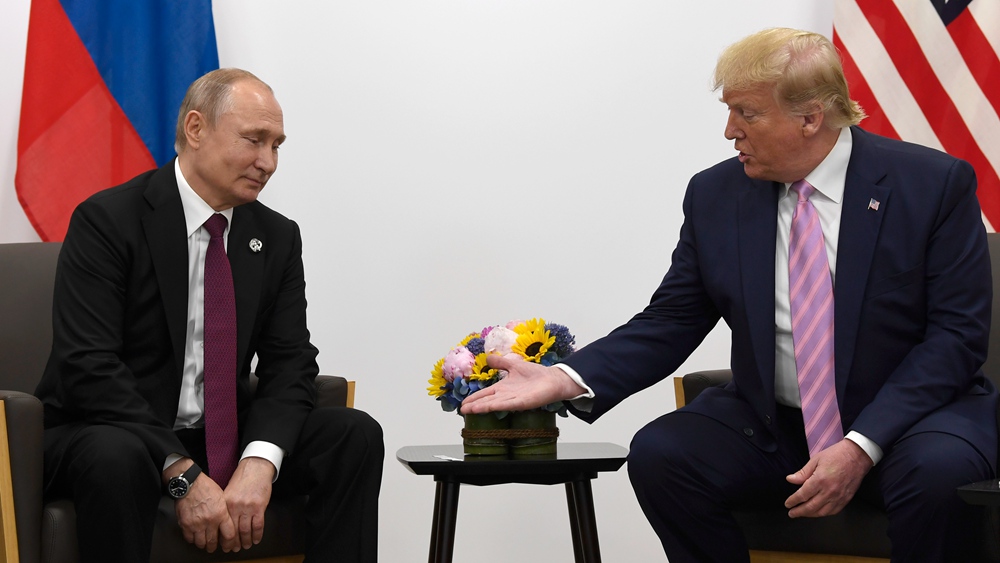 PDChina's tweet photo. The Kremlin said on Monday it needed more details before responding to U.S. President Donald Trump's proposal to invite #Russia to attend a Group of Seven (#G7) summit, but President Vladimir Putin supported dialogue on the issue. https://t.co/yngDJ4g6YA