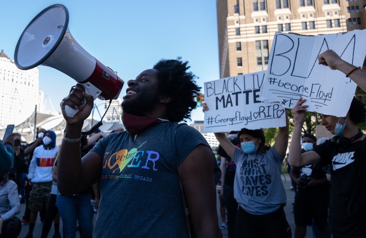 DS_CfPS's tweet photo. •After George Floyd, a black man, died in police custody, demonstrations began in Minneapolis and spread across the US, including in New York, Chicago, Los Angeles and Miami. Protesters shouted, "I can’t breathe!"  (AFP Photo) https://t.co/SR51HCOV3C