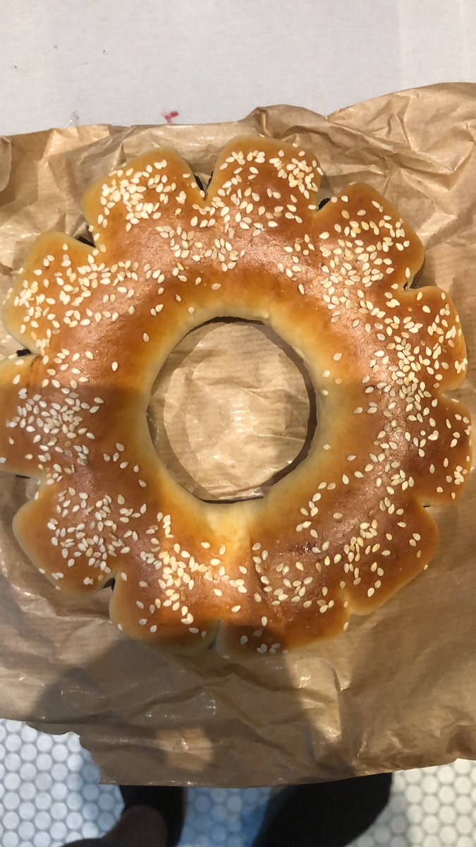 Pressuredrop's tweet image. New Lebanese / Arabic sweet, pastry and pie shop in the shields 😋 it’s delish. Go try it. On Albert Drive #Pollokshields #datebread