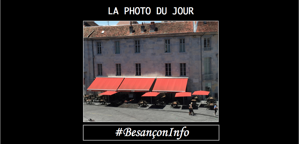 BesanconInfo's tweet photo. #Besanconinfo #Besançon Réveillée ce matin par un bruit d'ordinaire quotidien mais plus entendu depuis le 17 mars: l'installation de la #terrasse du Café Leffe place Pasteur. Ils préparaient la réouverture pour ce 2 juin #déconfinement #covid19 #coronavirus Café Leffe Besançon https://t.co/qmt9hiNNlv