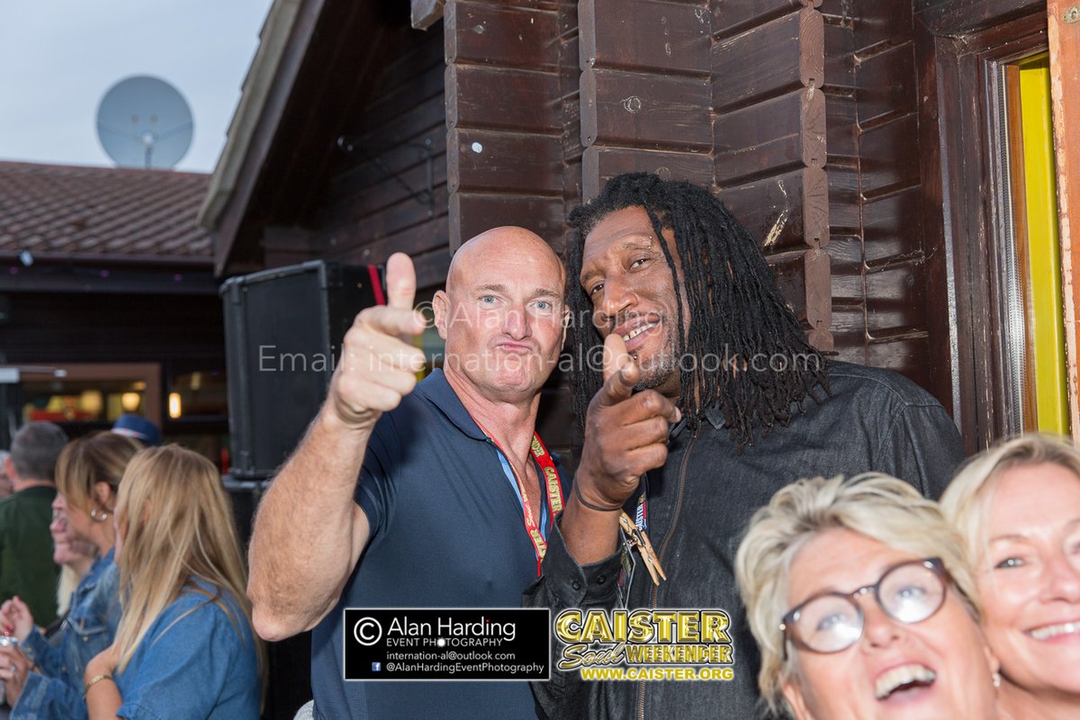 CaisterHQ's tweet photo. Standing tall at the #CaisterBBQ (To book for this year's Caister go to https://t.co/sCYvAXw3Hb or call 0844 585 1000, Mon-Fri between 11 am to 7 pm).  #LoveCaisterSoul https://t.co/4rr0lSUdak
