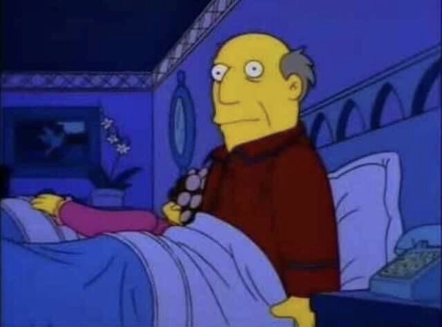 C_GC17's tweet photo. ¿Y si Matt Groening es parte de la red de hackers Anonymous, y por eso siempre ha sabido muchas cosas que nosotros no y a través de los Simpson nos informaba?😳🤯#Anonymuos https://t.co/RGfe2Gd7Az