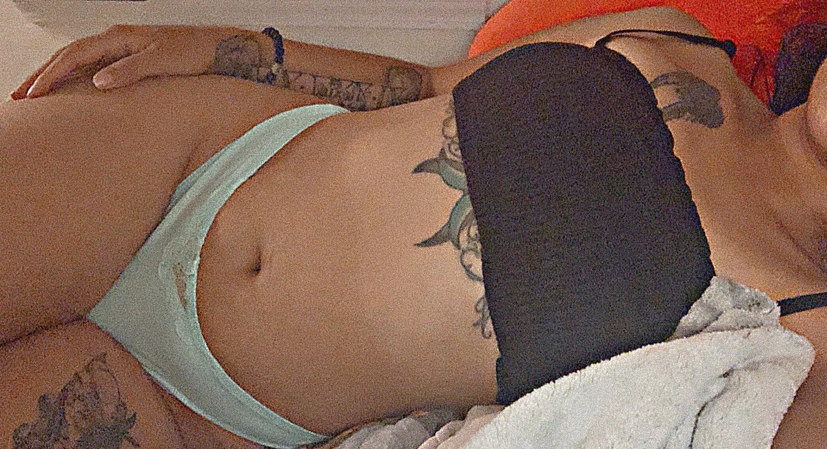 celianna9669's tweet photo. New content on my Onlyfans 💖. #onlyfanspage #onlyfans #onlyfansgirl #onlyfansbabe #tatted #tattoos #curvy #milf https://t.co/xGWT7EAbC4