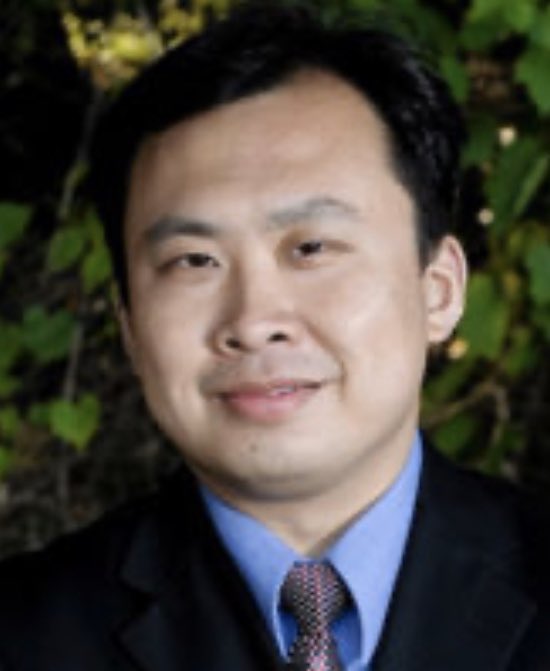 Johnson Curran Optometry is excited to welcome Dr. Ben Wang to the practice. Dr. Wang graduated from the New England School of Optometry and also has a Masters Degree in Vision Science.  Welcome Dr Wang! 😎
