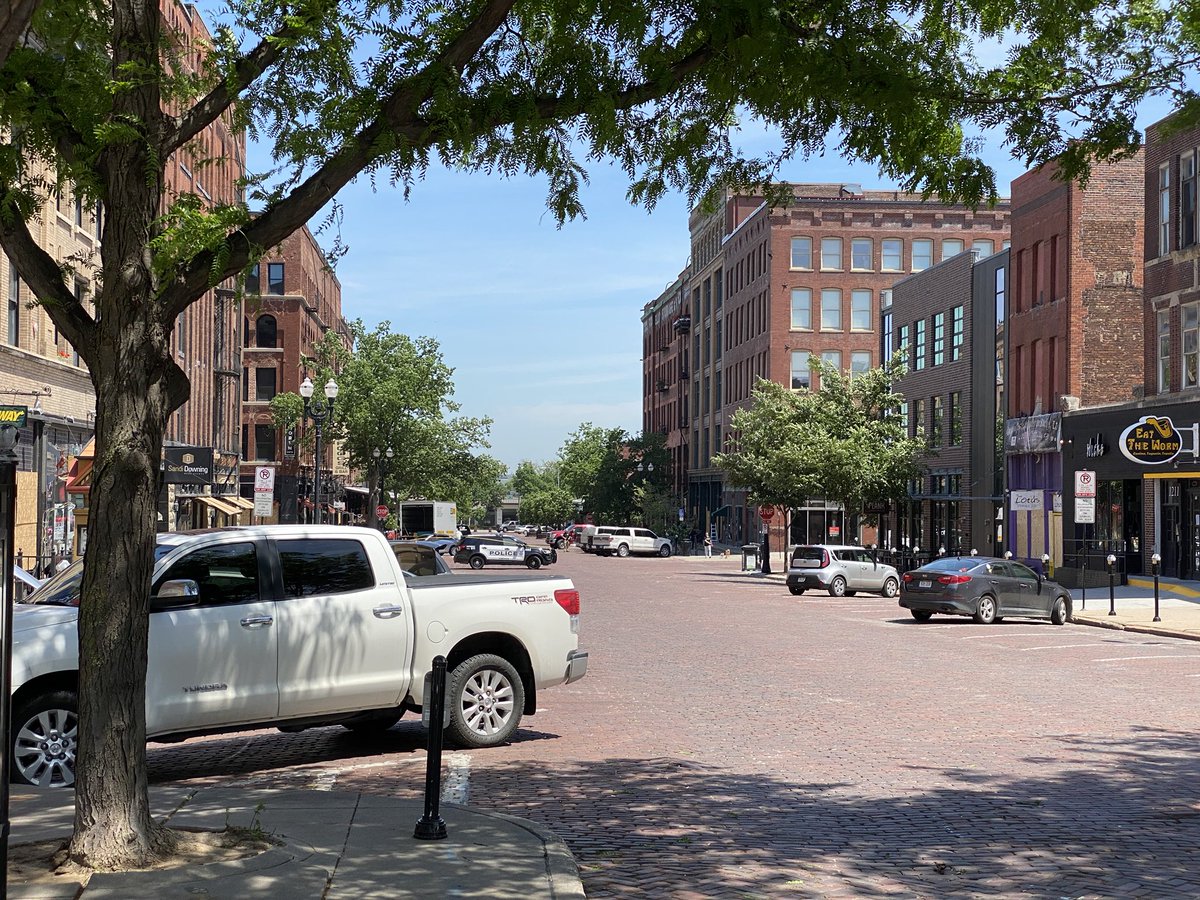 A lot of entrances to the Old Market area pretty tightly controlled. This is the view near 13th and Howard.