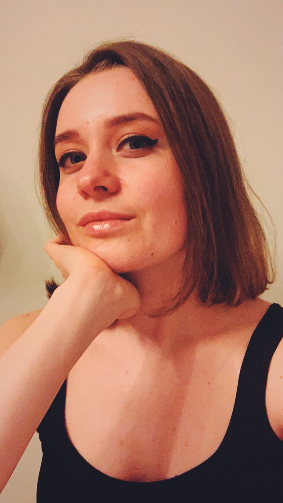 Лана без парика