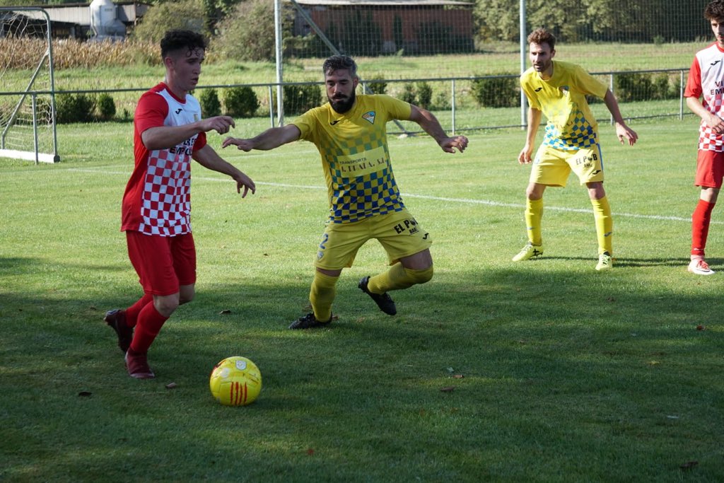 JoanetesCF's tweet photo. ❌ BAIXES

En @francesct13 i l’@arnau514 no seguiran al Club la temporada vinent. En els últims anys, han sigut dos fixos en els onzes inicials. Us trobarem a faltar. Molta sort! https://t.co/OeoreJSCLR
