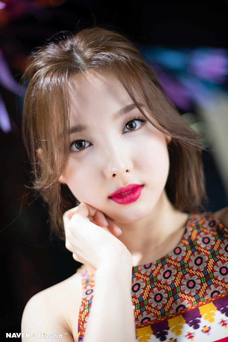 Sk On Twitter Nayeon More More Photos By Naver X Dispatch 2