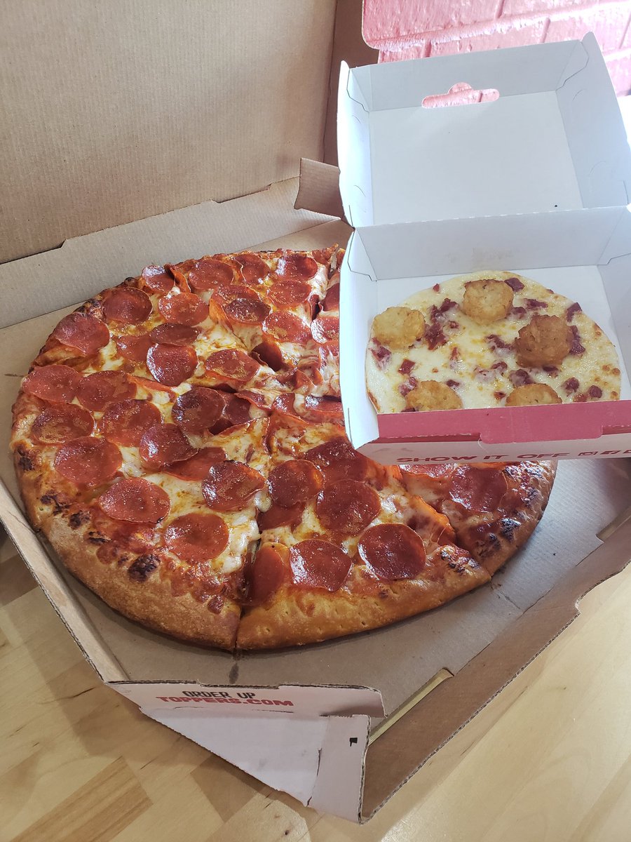Toppers Pizza Kc Topperspizzakc Twitter