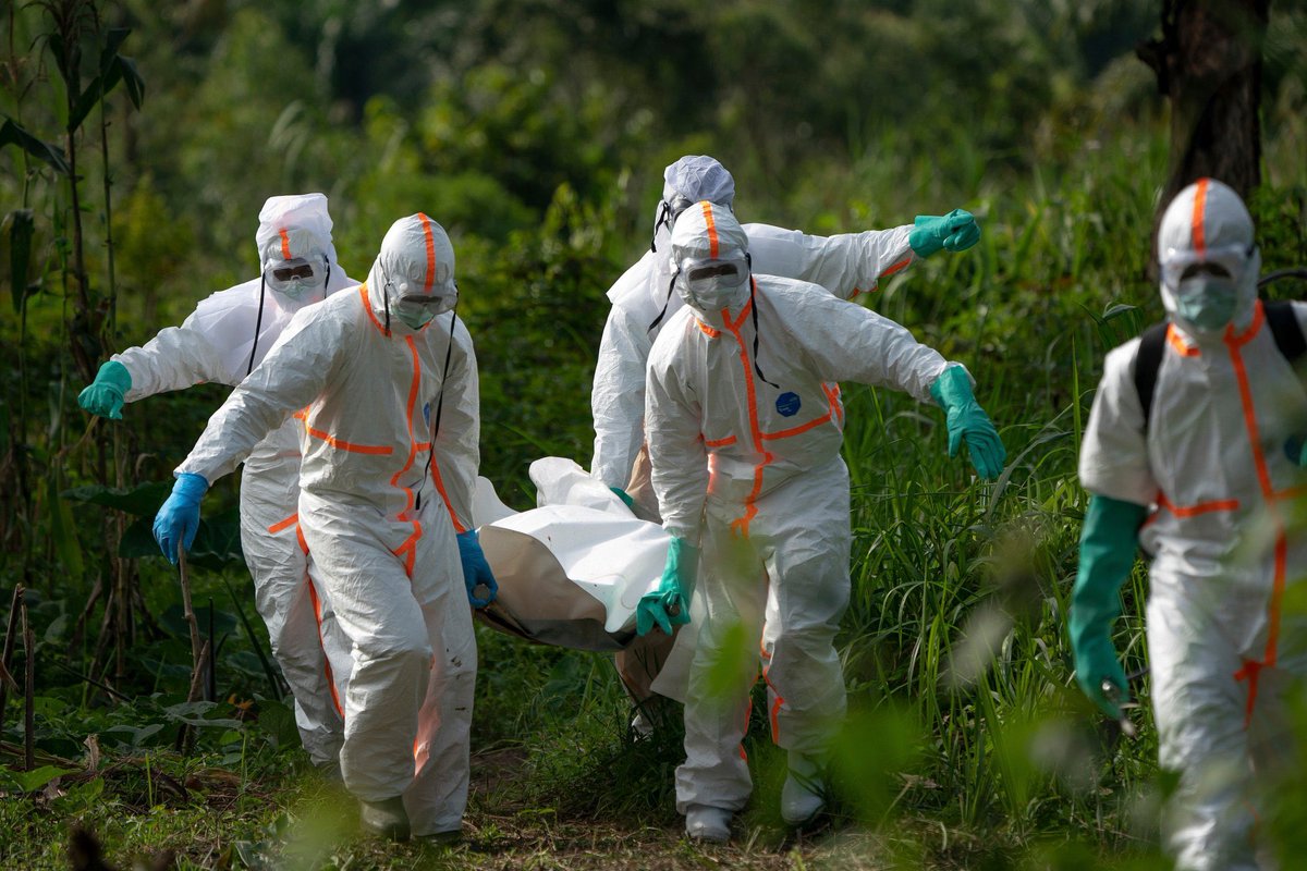 PoliticoSR20's tweet photo. Gobierno de República Democrática del Congo informó que al noreste del país hay un nuevo brote de ébola; han hallado 6 contagios. #Ebola https://t.co/GzIp0q1zmx