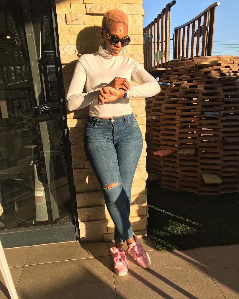 missfloewe tweet media