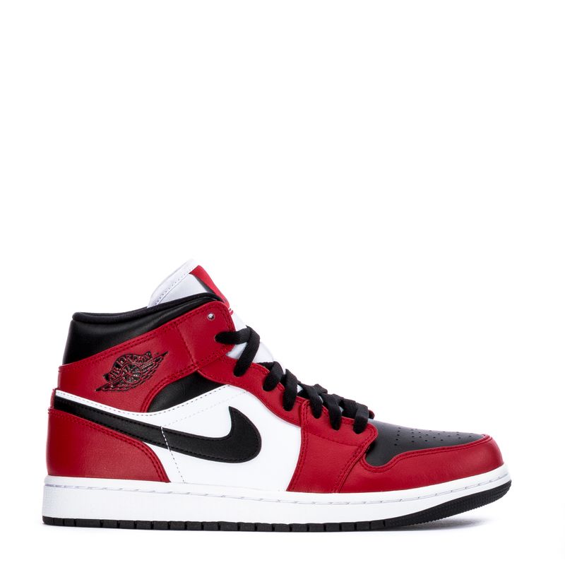WestCoastSoles's tweet photo. Men's Jordan 1 Chicago 'Black Toe' just dropped at @shopWSS 

Sizes 7-13 available

https://t.co/cc65ceK0BT https://t.co/eboWw9oQ53
