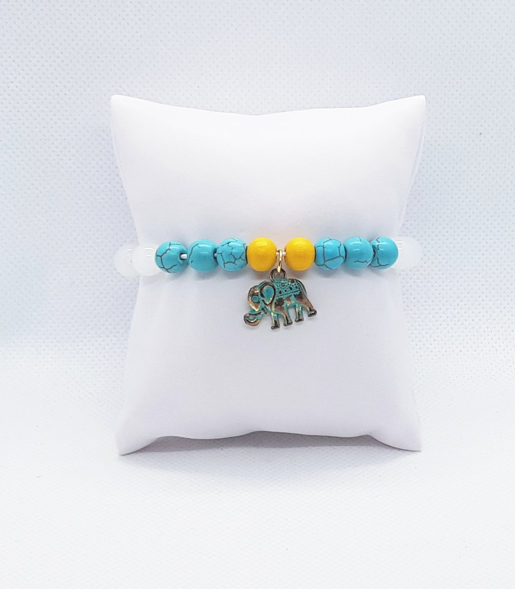 Schau, was ich gefunden habe. Perlenarmband Perlen Elefant Armband Charm Bead elastisch Boho blau gelb ebay.us/j5IEvz via <a href="/eBayDE/">eBay Deutschland</a>