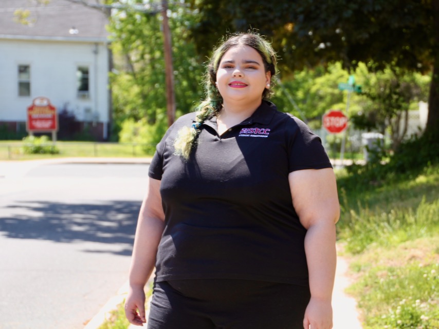STCCSpringfield's tweet photo. We're so proud of #STCC student Delia Fuentes who is being honored as a "29 Who Shine" recipient. Read more about Delia: https://t.co/jCPv6crqzc @MassDHE #MACommCollege https://t.co/yS5jnFowr7