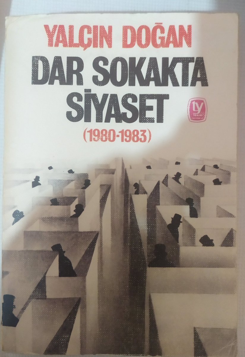 SahafKadim's tweet photo. 📙DAR SOKAKTA SİYASET
💎 YALÇIN DOĞAN,445 s.
💥 1 Baskı 1985 Basım
Mezat Açılış Ücreti: 10₺ 
Mezat Bitiş: 05 Haziran Cuma https://t.co/p13IfXcBCR
