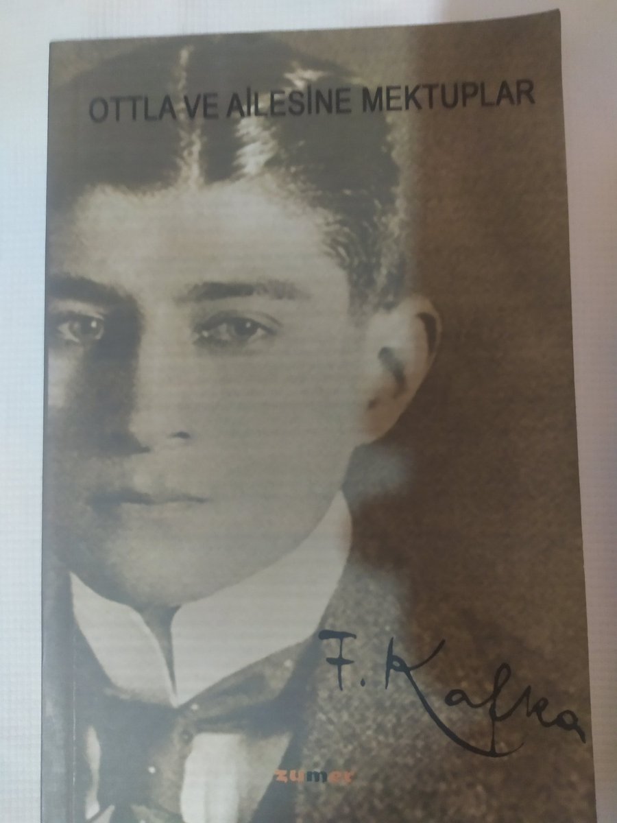 SahafKadim's tweet photo. 📙 PUTLARIN ALACAKARANLIĞI
💎 FRIEDRICH W. NIETZSCHE,215s.
💥 2015 Basım
📙 OTTLA VE AİLESİNE MEKTULAR
💎F.Kafka  Çevirmen:KISMET SENEM ŞAHİN, 190 s.
💥2018 Basım
Mezat Açılış Ücreti: 12₺ 
Mezat Bitiş : 05 Haziran Cuma https://t.co/qWKKZVf6gM