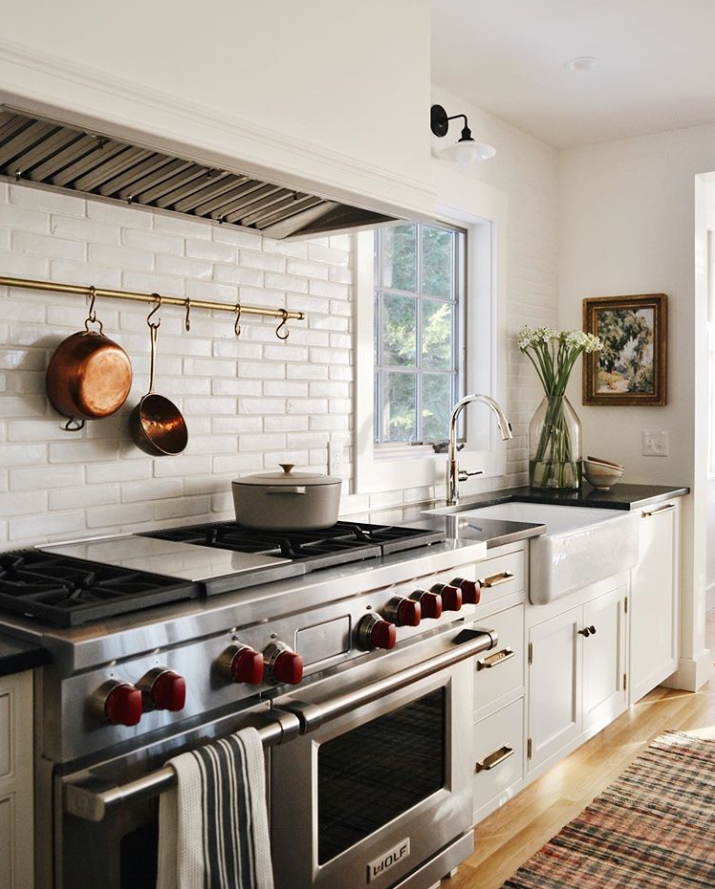 #repost
Thank you @em_rehabitat for tagging us in this Chef's Dream Kitchen!
#EmpireCabinetPulls #PotatoKnobs
#kitchendesign #kitcheninspo #cabinethardware #cabinetpulls #rockymountainhardware #luxuryhardware #architecturalhardware #handcastbronze #madeinusa  #interiordesign