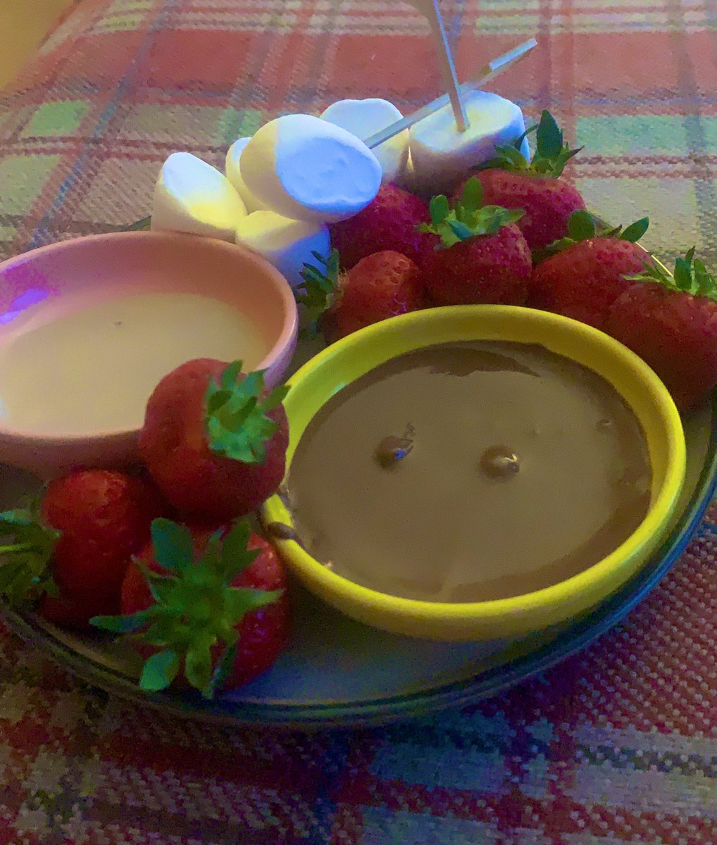 justmikeg's tweet photo. Local strawberries, chocolate fondu and @fredsirieix1 on the telly. #datenight #hitchedathome #firstdateshotel https://t.co/BETWgbp6fD