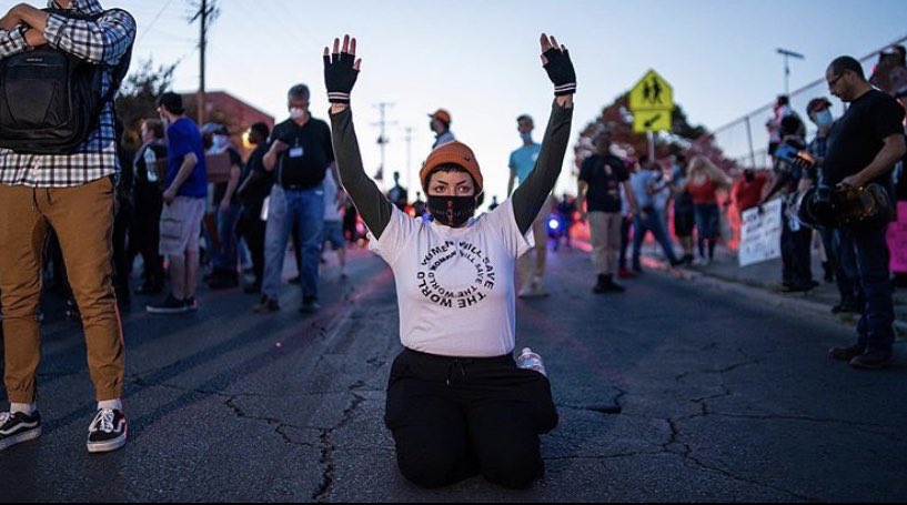 maknae_brii's tweet photo. #blacklivesmatterprotest #elpasoprotest #blacklivesmatter #ICantBreathe # https://t.co/3GILBVOe6b