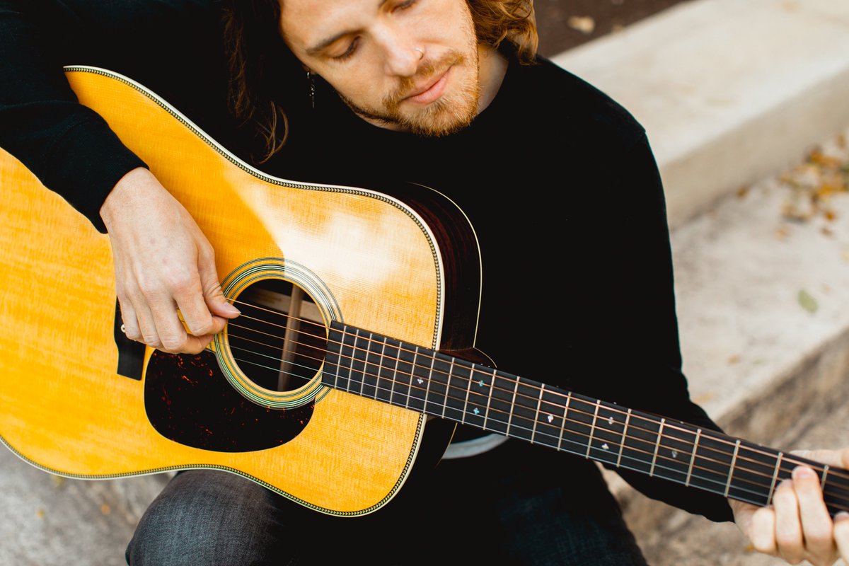 Kris Kelly tweet media