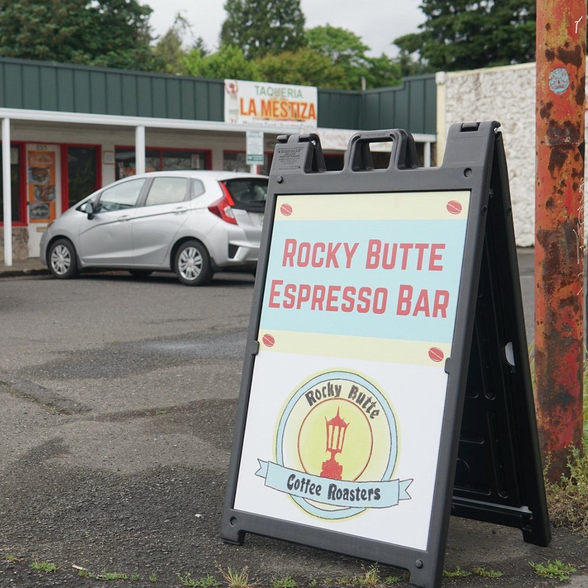 bridgetownbites's tweet photo. The Rocky Butte Espresso Bar is now open, providing lattes, cappuccino, cortados and more to the Madison South and neighboring East Portland communities. https://t.co/62QkGLo0W1 @eaterpdx @Rocky_Butte https://t.co/LjTZeS1xZC
