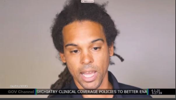 Queen_City_News's tweet photo. Braxton Winston, City Councilman at At Large, asks CMPD Deputy Chief Jennings about deescalation tactics and if 'standing in the street' is illegal. Winston was arrested during the weekend protests for failure to disperse. #cltcc #CLTCityCouncil https://t.co/XXYpNEsVpg