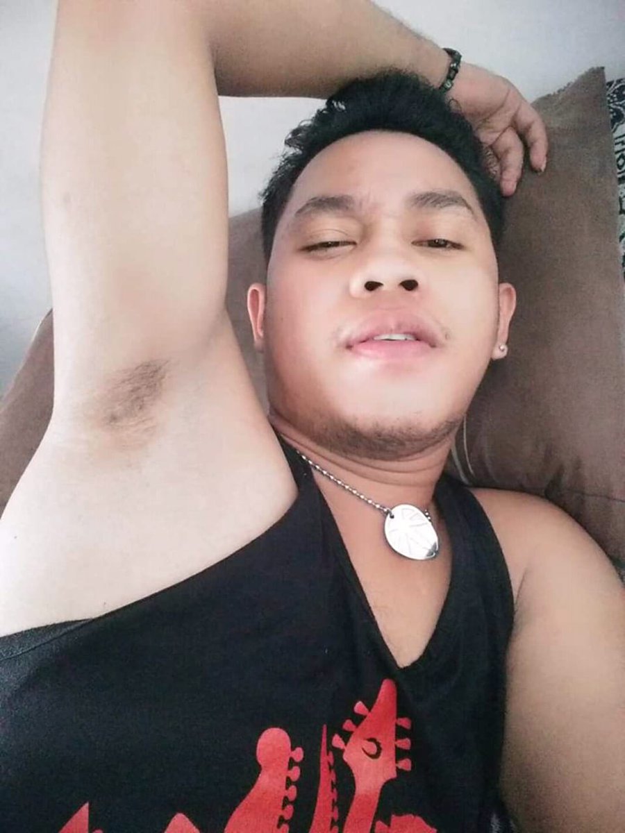 Angga01617346's tweet photo. Open pijit dan Open BO
Khusus area mksr
Yg minat silahkan DM
WA:082192063648
#gaymakassar 
#gaysulsel 
#pelangimksr 
#pijitmakassar
#pijitindonesia
#makassar https://t.co/3Q65uYT82r