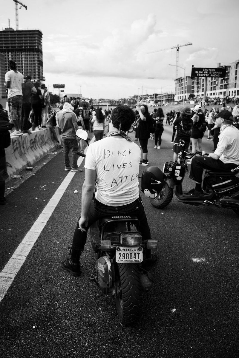DallasG16's tweet photo. Time For Change! Austin, TX 5.31.20 ✊🏽 
📸:@DallasG16 
#BlackLivesMatter #JusticeForGeorgeFloyd #AustinProtests https://t.co/UWkfUxAvDl