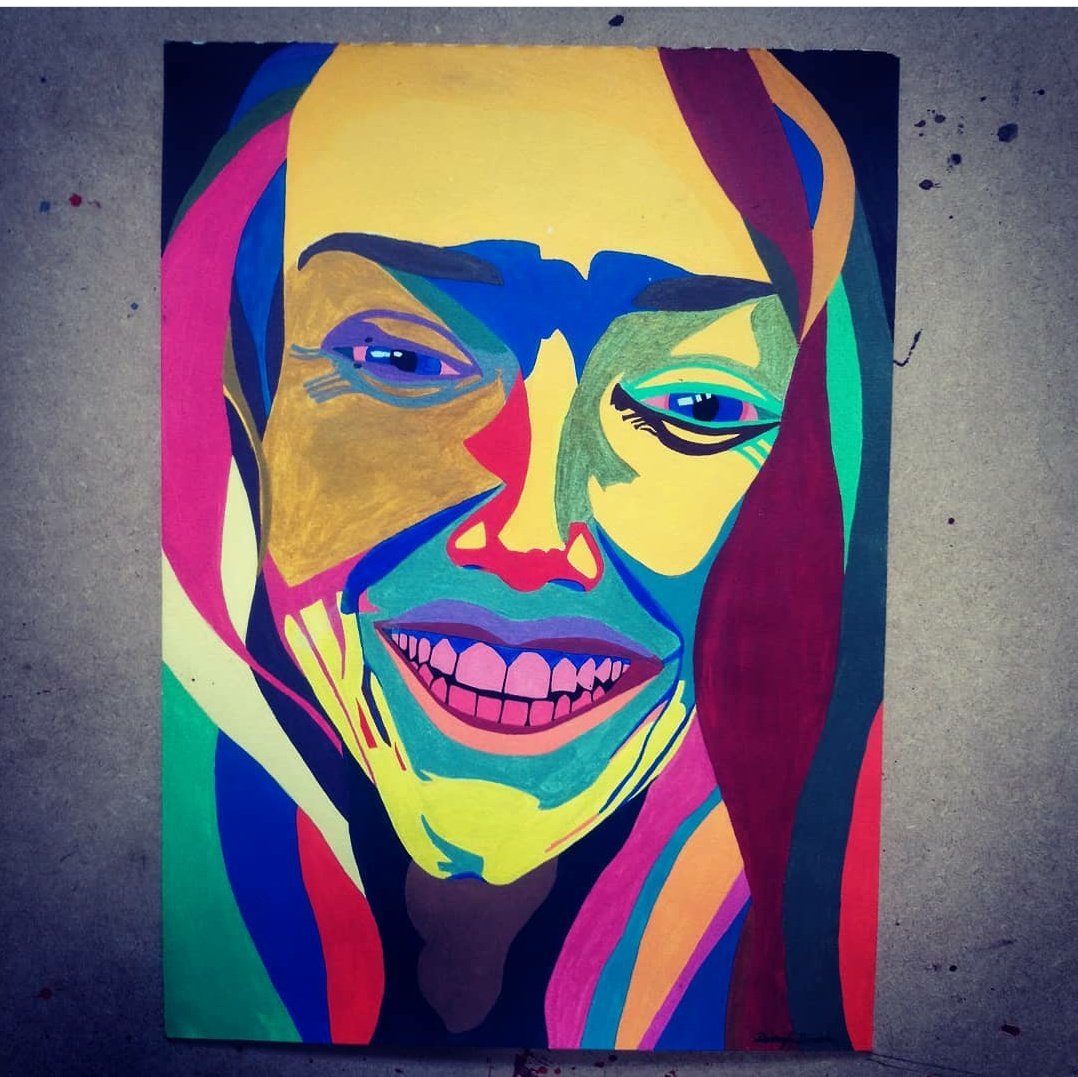 Keep smiling- it's contagious ✌️