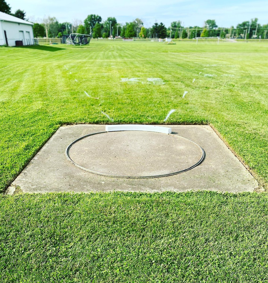 kurt_roberts70's tweet image. Ready to make some dents! #ShotPut #Discus #Throws #trackandfield 
eventbrite.com/e/kurt-roberts…