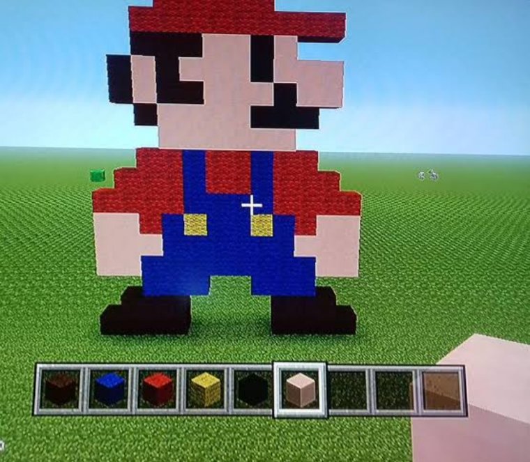 EnzoPin43000356's tweet photo. Primeiro fiz no celular o loco  depois no computador fiz o Mário @netolab_ https://t.co/Bra1RCFiIu