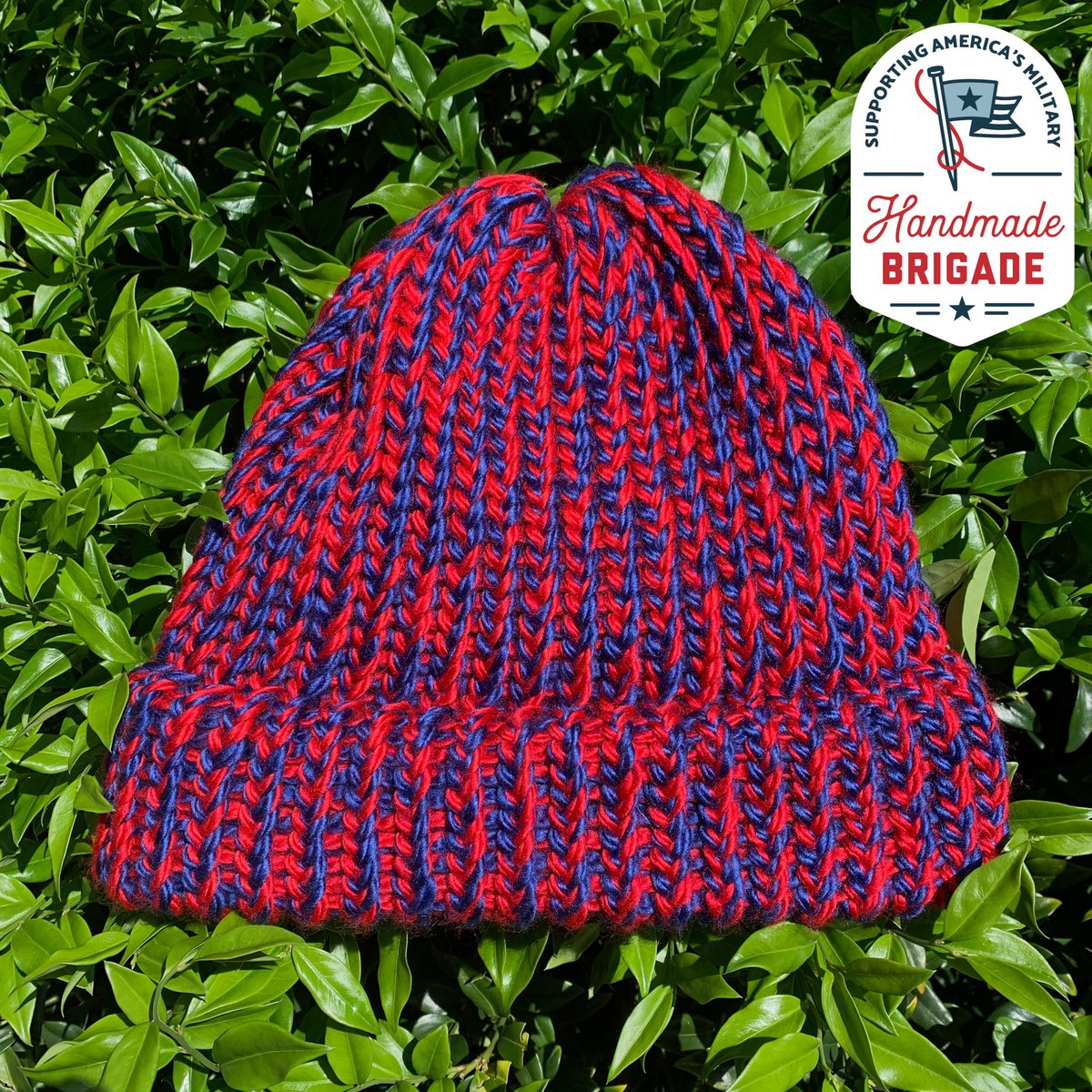 handmade4usmil's tweet photo. Here’s the super patriotic color combo hat we finished up on Friday night ❤️🇺🇸 This @LionBrandYarn Hometown USA yarn is so plush 😍

#SupportOurTroops #SupportOurVeterans #knitforgood #warmthandgratitude https://t.co/xBeJuk0cUQ