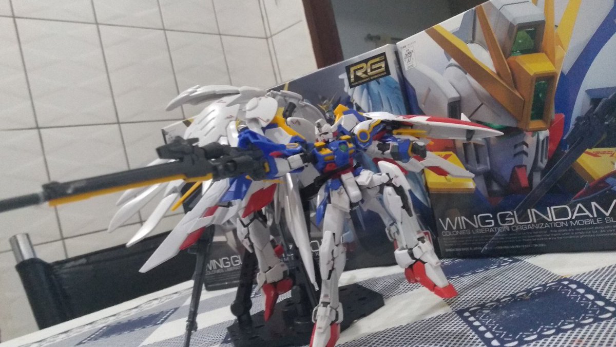 Joshloc70145883's tweet photo. Wing boys! Between Unicorn variants and Wing kits, my poison is very obvious lol
#gunpla
#gundamwing
#heeroyui
#StayAtHome https://t.co/mLFdtqLXvv