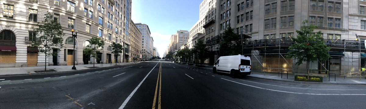 chefaref's tweet photo. T-minus 53 minutes until #DC #curfew eerily calm. https://t.co/jyZJsVUKRe