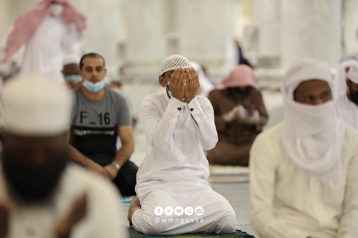 dr. Andi Khomeini Takdir (@dr_koko28) on Twitter photo Begini tampilan 93.774 jamaah sholat setelah reopening masjid.
Info dan foto melalui <a href="/HaramainInfo/">๐๐ฎ๐ฟ๐ฎ๐บ๐ฎ๐ถ๐ป</a> ๐ธ
***
Bagaimana di Indonesia? #TetapSholat #JagaJarak #GunakanMasker #JagaJamaahTetapSehat #IkhtiarDoaTawakkal ๐ช๐คฒ Begini tampilan 93.774 jamaah sholat setelah reopening masjid.
Info dan foto melalui <a href="/HaramainInfo/">๐๐ฎ๐ฟ๐ฎ๐บ๐ฎ๐ถ๐ป</a> ๐ธ
***
Bagaimana di Indonesia? #TetapSholat #JagaJarak #GunakanMasker #JagaJamaahTetapSehat #IkhtiarDoaTawakkal ๐ช๐คฒ