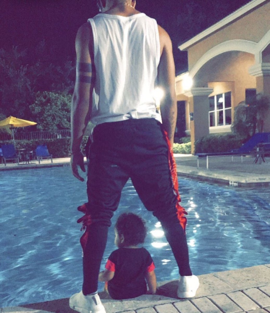 ⠀⠀ ⠀⠀⠀ ⠀⠀
⠀ ⠀⠀⠀ ⠀⠀⠀ ⠀⠀
⠀ ⠀⠀нαρρy cнiℓ∂'s ∂αy τσ мy вαвys. ♡
⠀ ⠀⠀⠀ ⠀⠀⠀ ⠀⠀↬ ƒєℓiʑ ∂iα ∂єℓ ทiñσ, мis αмσrєs. ¡єℓ ρα∂riทσ τє αмα y ทσ ρσ∂riα єsταr мαs ƒєℓiʑ ∂є sєr ραrτє ∂є τυs vi∂αs! мis вєвєs, ℓσs qυiєrσ мυcнσ. ♡