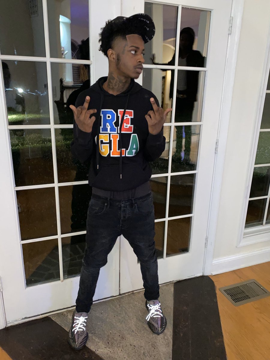 PouringUpCrazy's tweet photo. Before You Do Me Wrong 🥀just make sure you’ll neva need me again😅💰🏃🏽♂️ #1019gs☠️ #BandChasing💰🏃🏽♂️ https://t.co/lG5ireJoXi