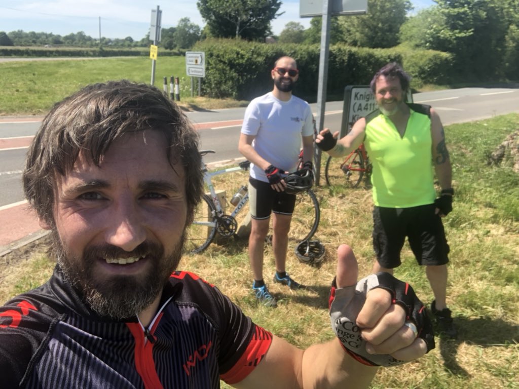 MrMorrisPE's tweet photo. Who knew road cycling was such an enjoyable way of exercising. Had my new bike 2 weeks now and I’m hooked. Even ventured out with a couple of colleagues recently. @mrhousescience https://t.co/9bwM23kV1t