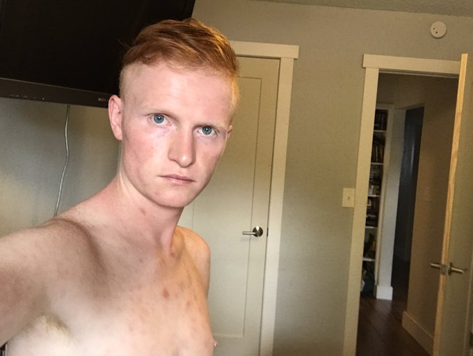 1 pic. I got a new cut on the carpet and the drapes. I think I like them. https://t.co/rA8EQ3V1cz