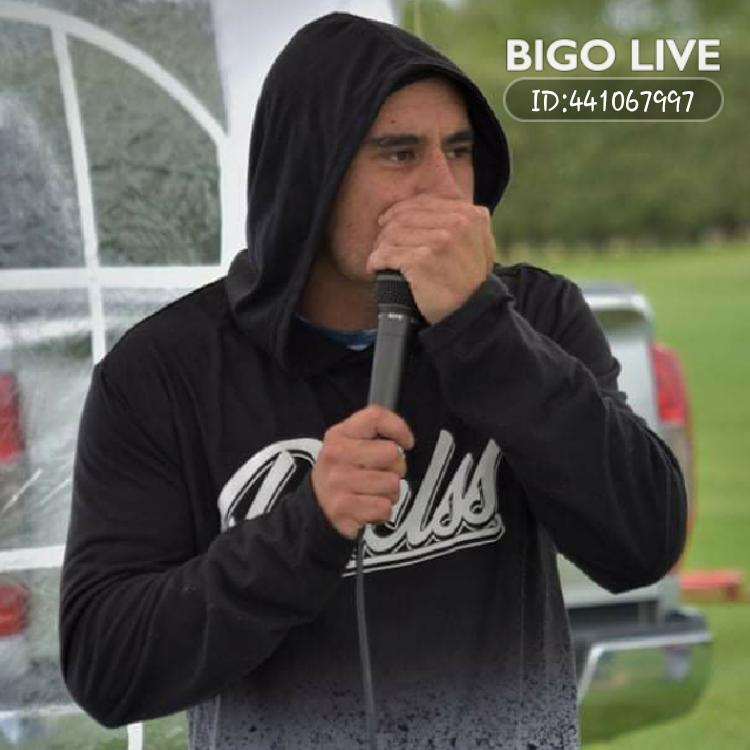 Hopekitersecret's tweet photo. Come and see ☬MͥVͣPͫ♬Genetic☬'s LIVE in #BIGOLIVE: #music chur whanau  
https://t.co/wzbyJwTROx https://t.co/rf469iSxTS