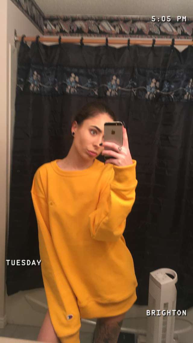 𝚖𝚊𝚌𝚔𝚎𝚗𝚣𝚒𝚎 tweet media