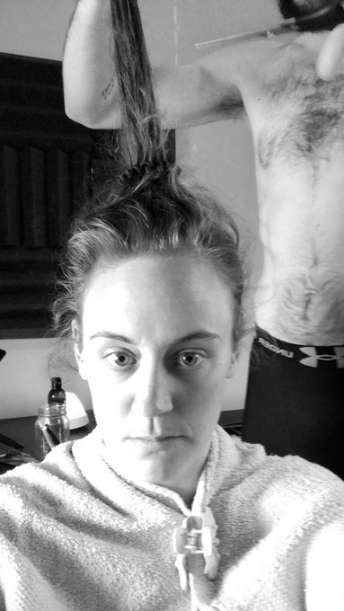 salon now open. snip snip. #LIVE with @mejmoj now https://t.co/UKIRkyiXld<a href="/tag/live"class="tags">#LIVE</a><a class="tags" target="_blank" title="On Twitter" href="/?out=eyJ0eXAiOiJKV1QiLCJhbGciOiJIUzUxMiJ9.eyJpYXQiOjE3MjU5NjM2MjksImlzcyI6InR3cG9ybnN0YXJzLmNvbSIsIm5iZiI6MTcyNTk2MzYyOSwiZXhwIjoxNzU3NDk5NjI5LCJyZWRpcmVjdF91cmwiOiJodHRwczovL3R3aXR0ZXIuY29tL21lam1vaiJ9.y725avlQdMKDywhgK5uZWbwoD1HCslLpc4tk-axteqcmhijP71XrReqDR0T_Cis7R6DmGpM2KotYjTYdW8gTCg">@mejmoj</a>