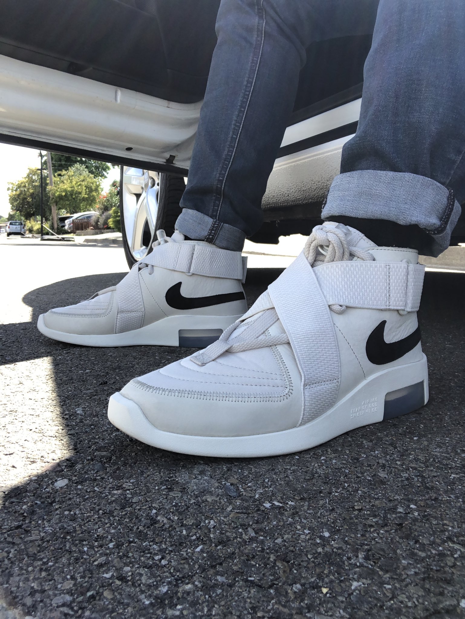 Sean 👑 on Twitter: "#kotd #shoes #drip Nike Air FoG Raid LB As promised if  my car was ready for pickup (literally an hr before closing), I'd rock  these bad bois to