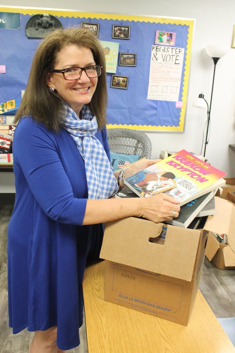 The @TxHGC is excited to see our 4th Annual Dr. Steinberger Outstanding Educator Award recipient, Mrs. Jerrilynn Miller, recognized by <a href="/BishopGuillory/">Bp Curtis Guillory</a>. <a href="/MKCHSNews/">MKCHS News</a>, where <a href="/jerrilynnmiller/">Jerrilynn Miller</a> has designed a Holocaust literature course, is part of the diocese.

ow.ly/Oll750zVJGp