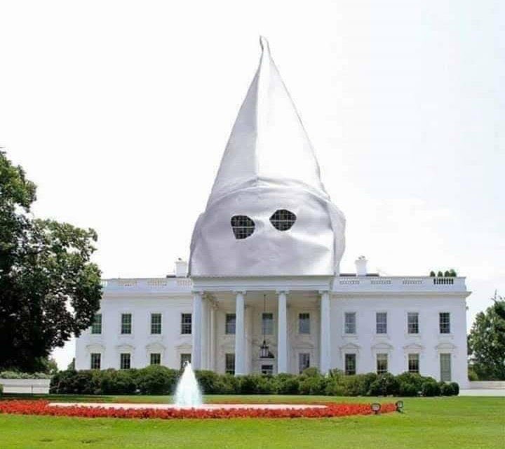 Lucaswebb105's tweet photo. @WhiteHouse https://t.co/4ZW8jSC61r